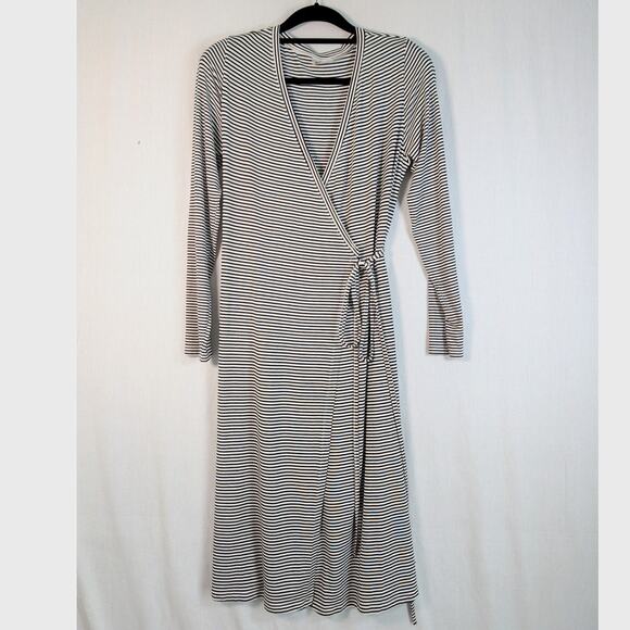 NOM Maternity Nursing Wrap Dress Maxi Striped Black and White Size Large - Picture 1 of 7